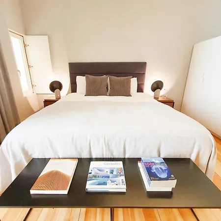 Stylish Modern In The Heart Of Cais Do Sodre Apartment Lisbon