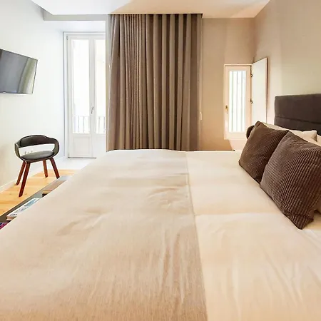 Apartment Stylish Modern In The Heart Of Cais Do Sodre *
