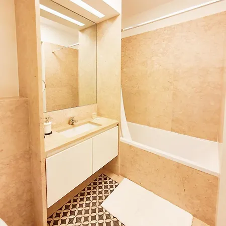 Stylish Modern In The Heart Of Cais Do Sodre Lisbon