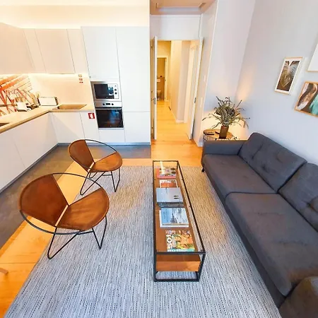Stylish Modern In The Heart Of Cais Do Sodre