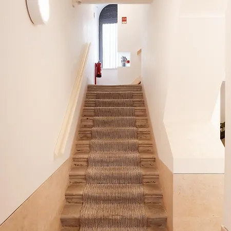 Stylish Modern In The Heart Of Cais Do Sodre ליסבון